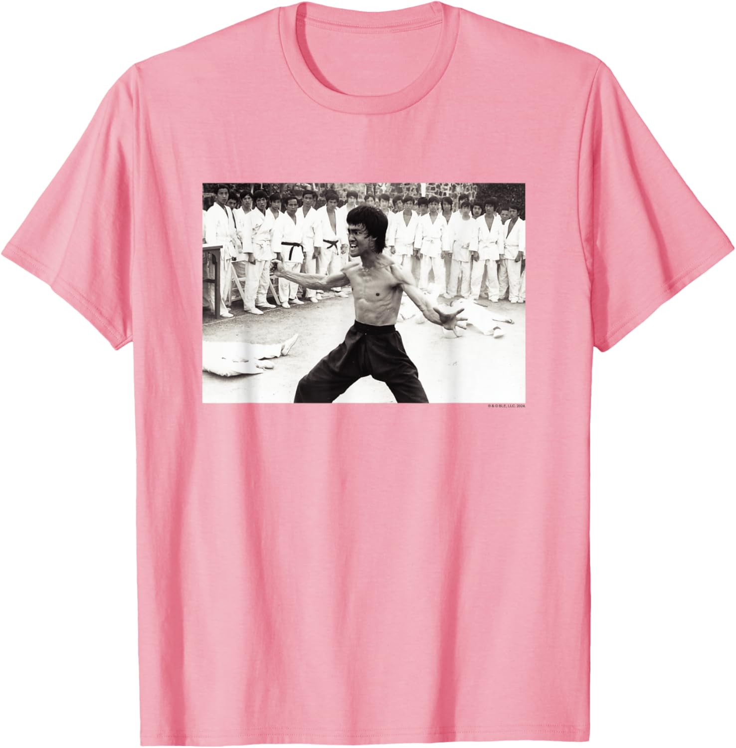 Vintage Bruce Lee Beats Everyone T-Shirt in Black and White Design - 16