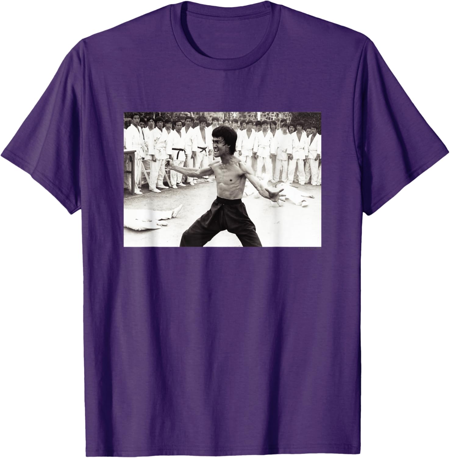 Vintage Bruce Lee Beats Everyone T-Shirt in Black and White Design - 19