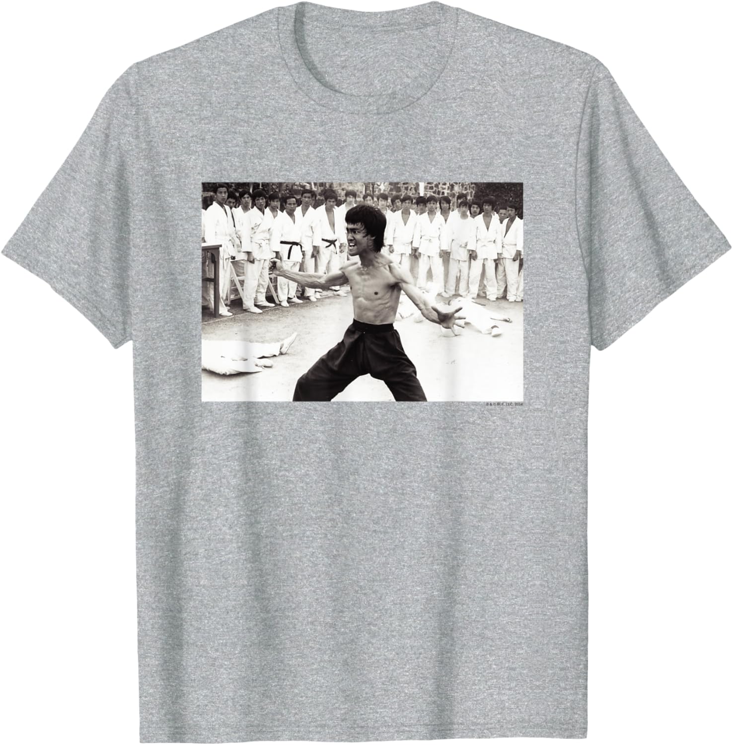 Vintage Bruce Lee Beats Everyone T-Shirt in Black and White Design - 7