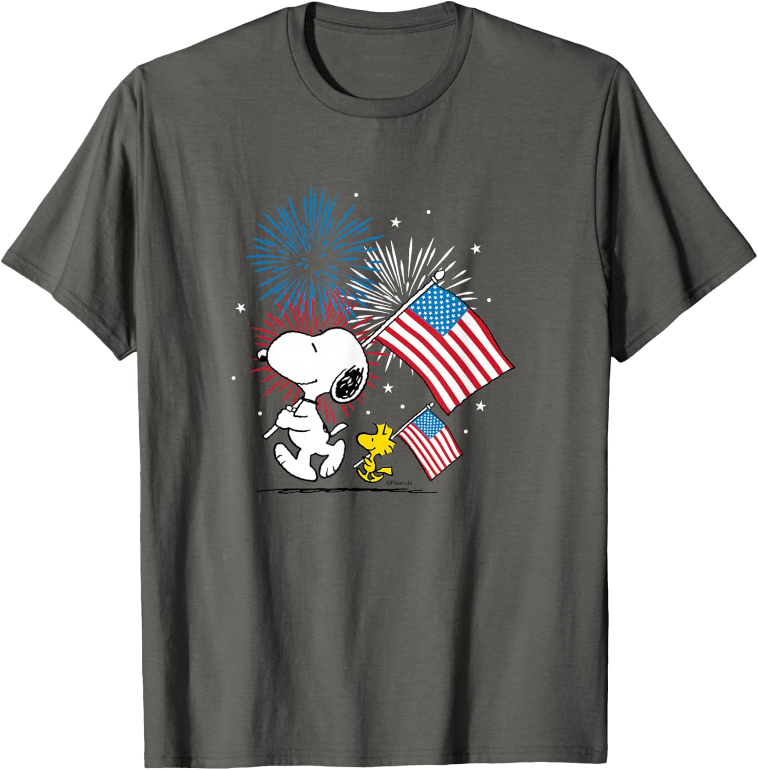 Snoopy and Woodstock American Flags Fireworks T-Shirt for Fun Celebrations - 4